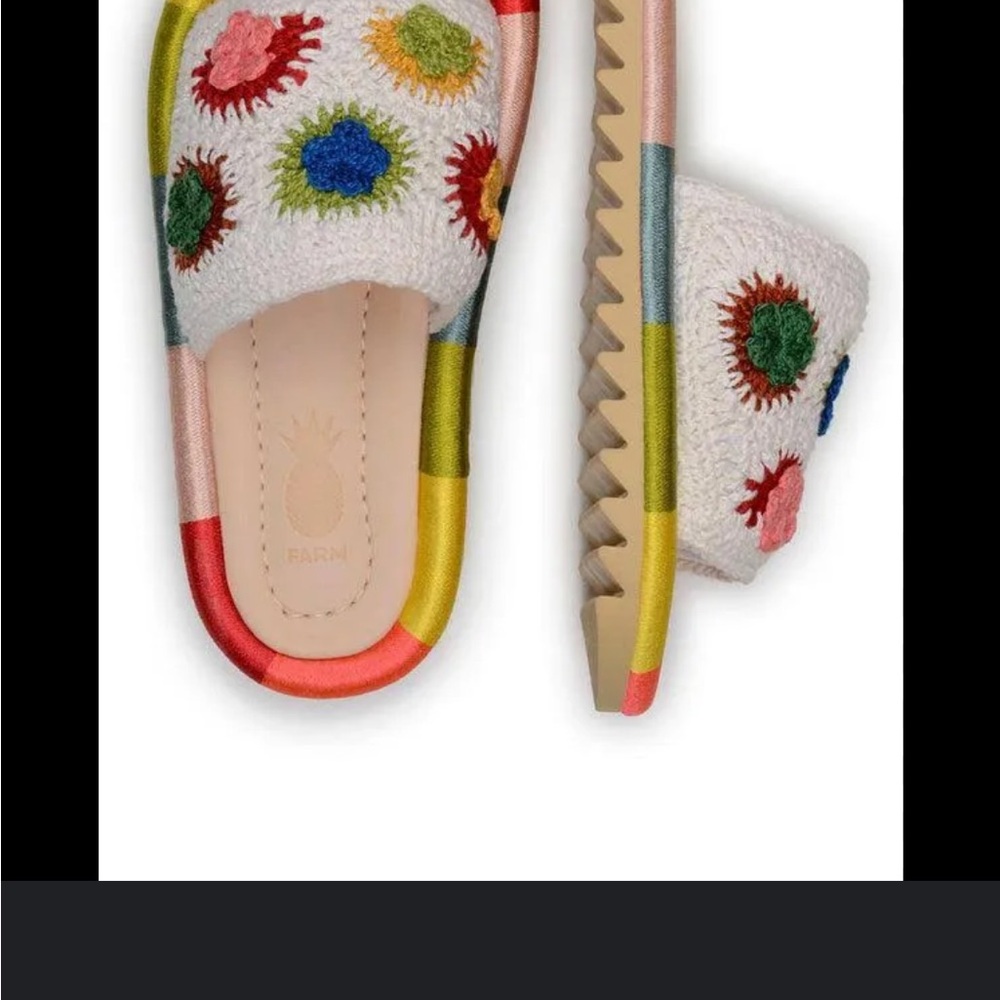 💚🌸Farm Rio Sunset Crochet Slides - Picture 4 of 6